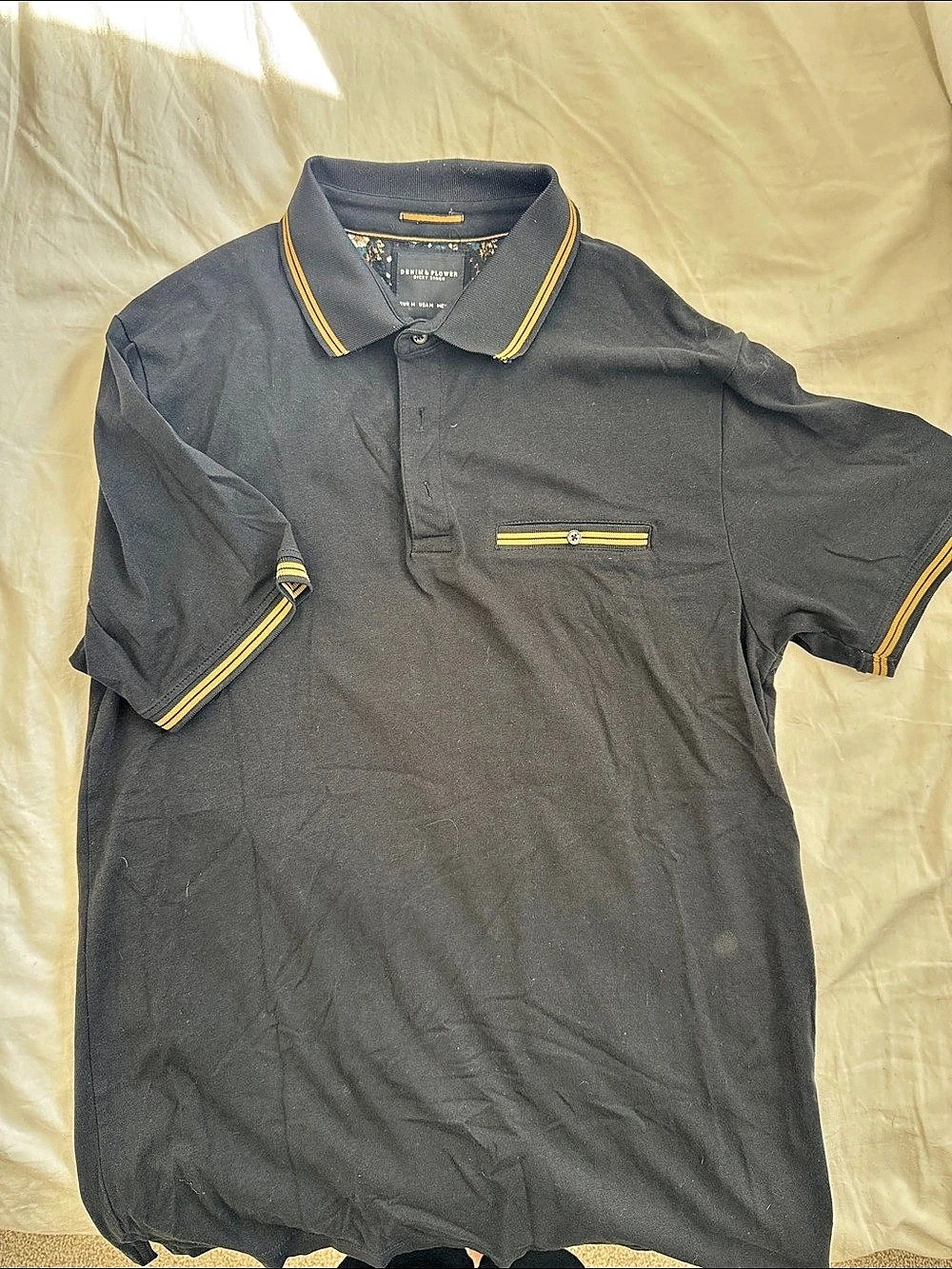 Men's Black Polo Shirt Size Medium